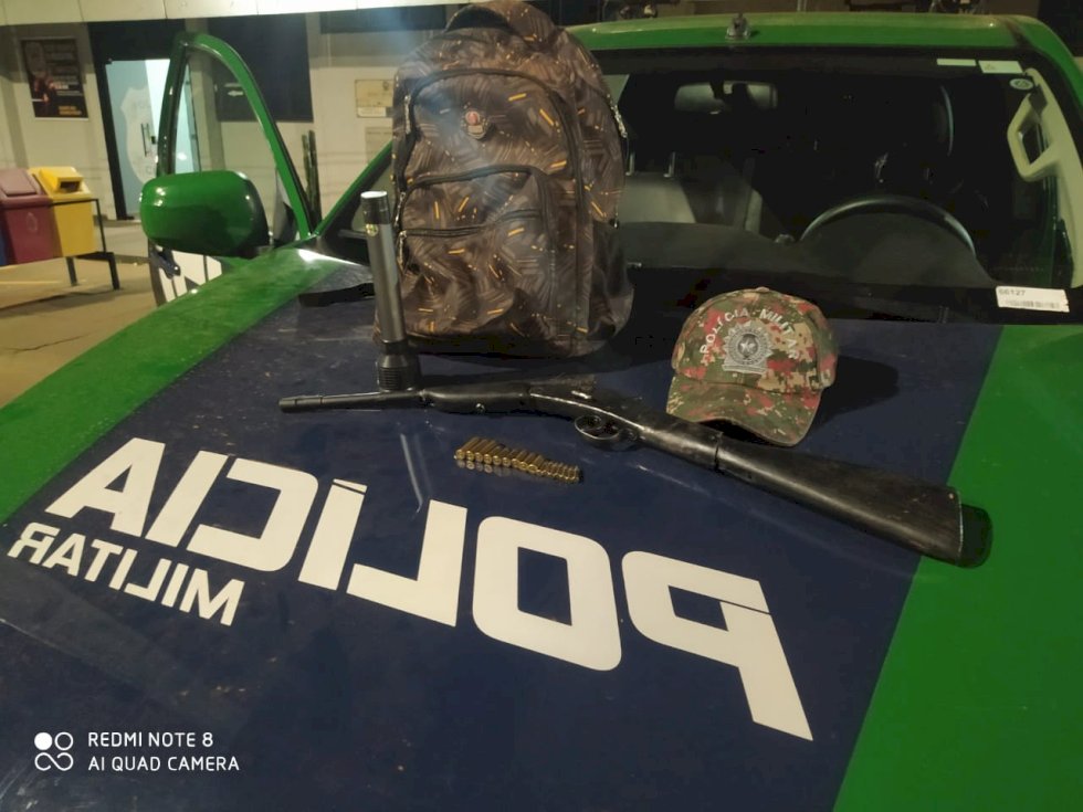 PMA do Parque Estadual Várzeas do Rio Ivinhema prende homem por porte ilegal de arma de fogo