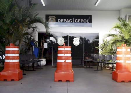 Agiota é preso ao cobrar dívida de R$ 18 mil com arma apontada para mulher.
