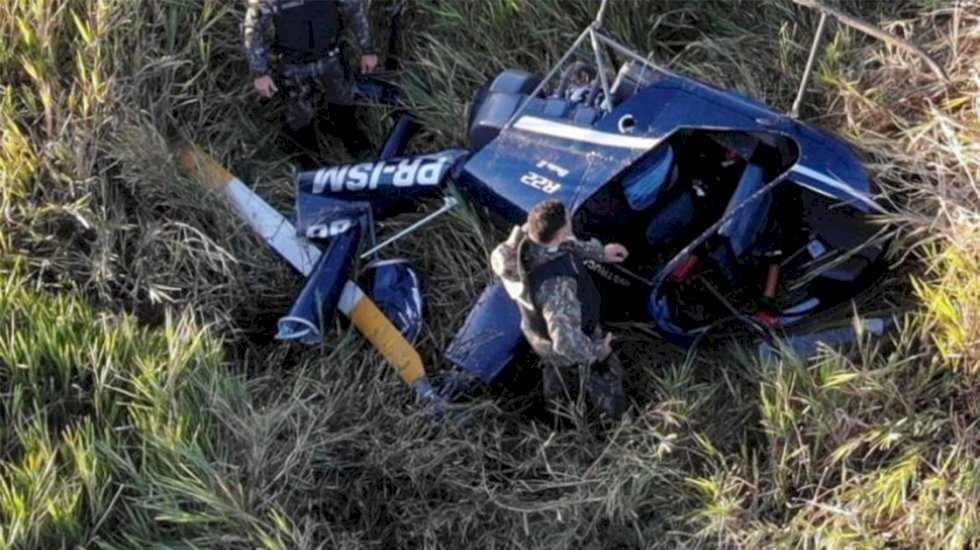 Helicóptero que saiu do PR com destino a Fátima do Sul cai no Parque Várzeas do Rio Ivinhema