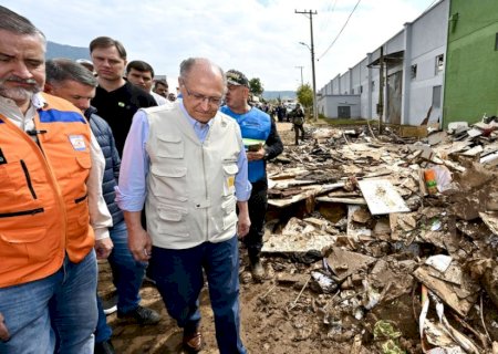 Alckmin anuncia R$ 741 milhões para cidades do RS afetadas por ciclone