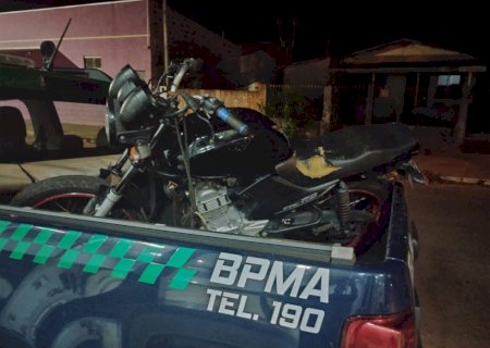 PMA de Batayporã presta primeiros atendimentos à motociclista que estava caído às margens de rodovia