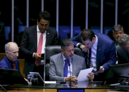 Câmara aprova projeto de lei de taxação para super-ricos