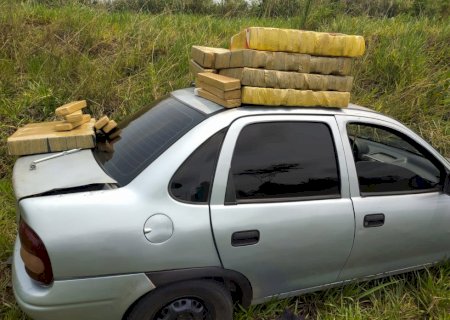 Ivinhema - Polícia Militar prende homem transportando mais de 400 quilos de maconha.