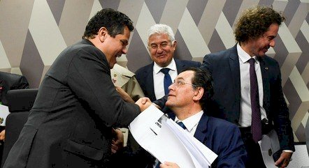 Lula e líderes alinham votação da reforma tributária no Senado