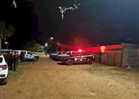 Durante fuga, ladrão atira contra PM, é alvejado e morre