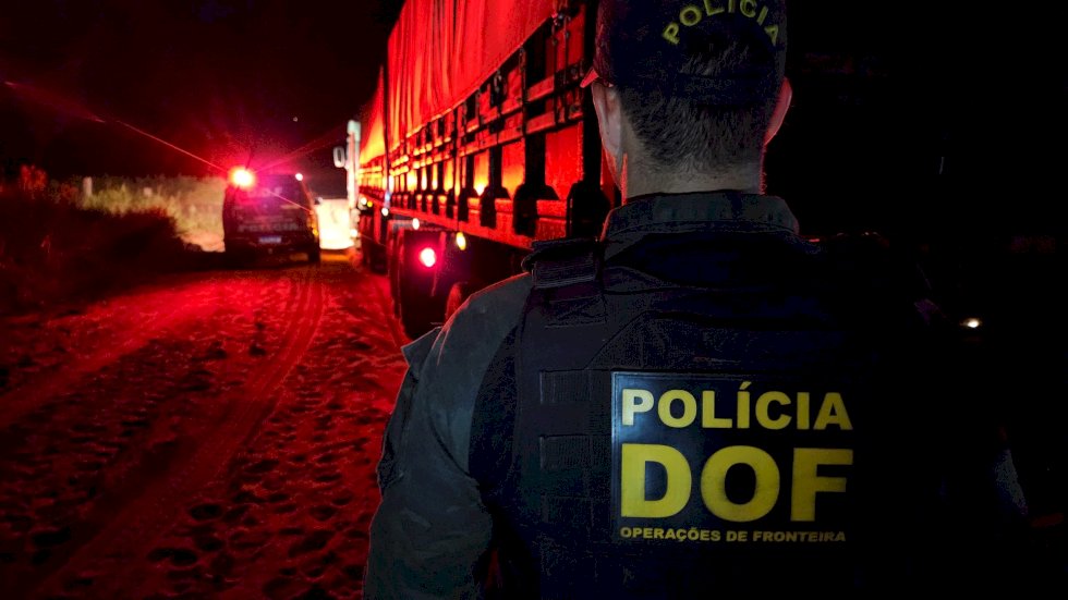 DOF apreende 40 mil pacotes de cigarros contrabandeados