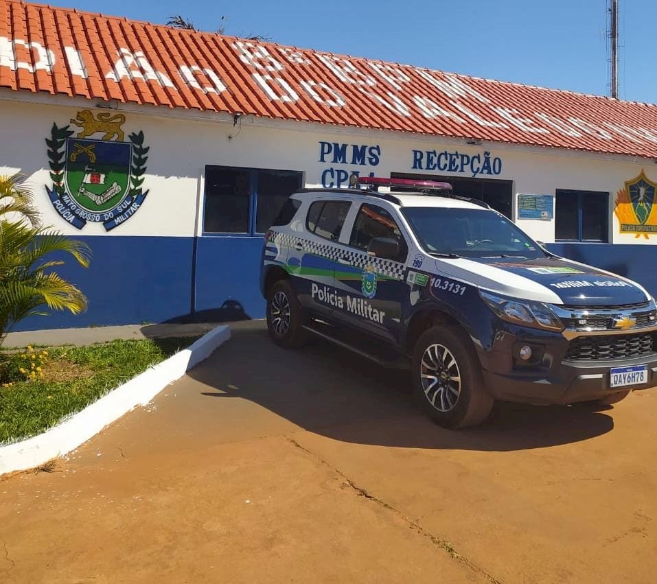 Durante abordagem, Polícia Militar prende mulher que era procurada pela justiça em Nova Andradina
