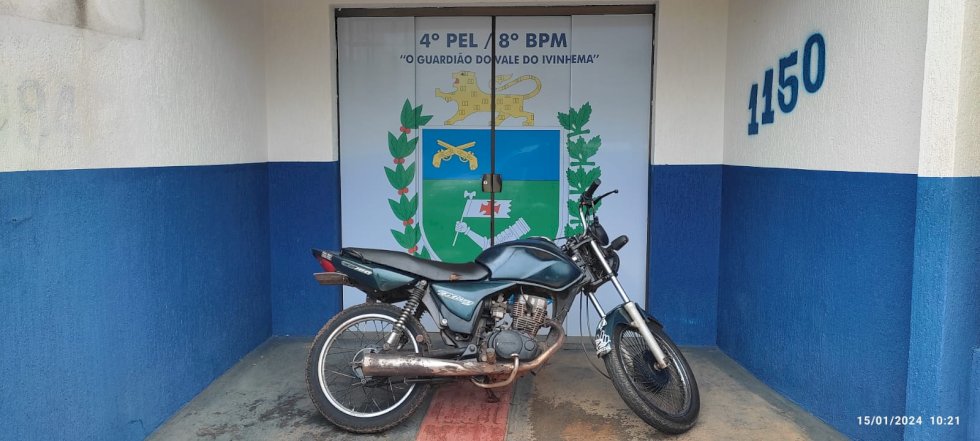 Polícia Militar prende jovem pela prática de direção perigosa em Batayporã