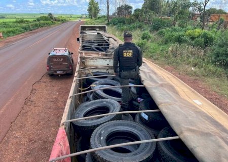 Contrabando de pneus avaliado em mais de meio milhão de reais é apreendido