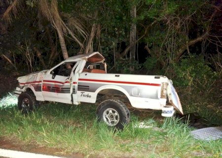 Rapaz de 26 anos morre em acidente na MS-450