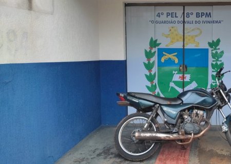 Polícia Militar prende jovem pela prática de direção perigosa em Batayporã