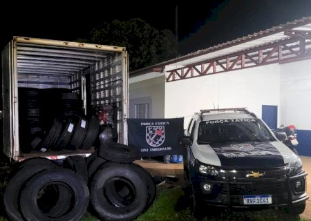 Ivinhema - PM prende homem por posse ilegal de arma de fogo, contrabando e descaminho