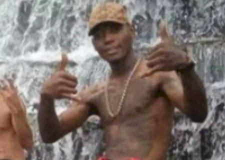 Jovem é morto com facada no peito após brigar com homem em boate