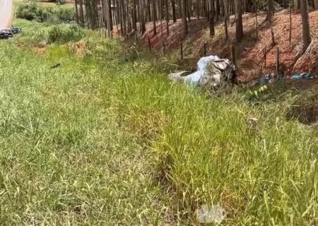 Ivinhema - Acidente entre caminhão e carro deixa duas vítimas fatais na BR 376