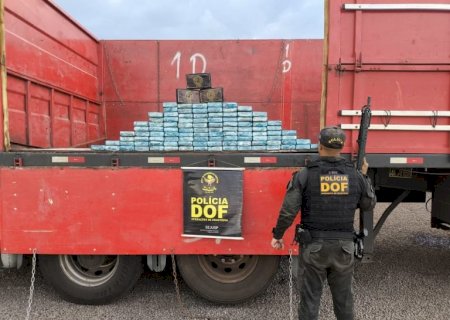 Apreensão milionária de cloridrato de cocaína que seguia para o Porto de Paranaguá é realizada pelo DOF