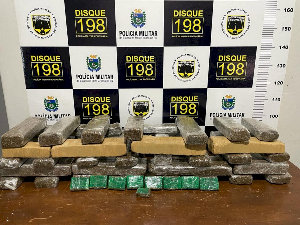 Polícia Militar Rodoviária prende homem por tráfico de drogas