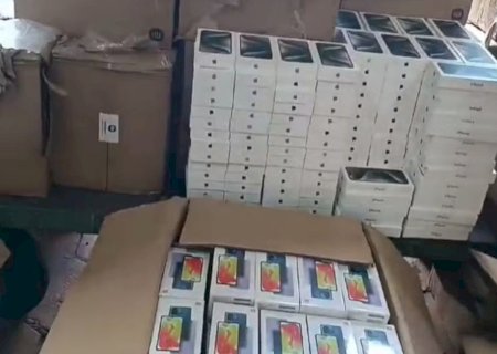 Choque apreende R$ 9 milhões em perfumes e celulares contrabandeados do Paraguai