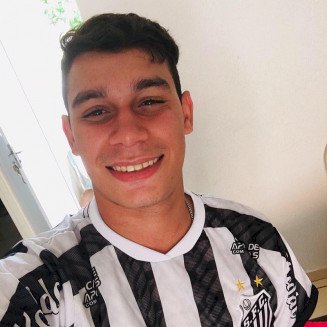 Após bater moto na traseira de camionete jovem morre no hospital em Dourados