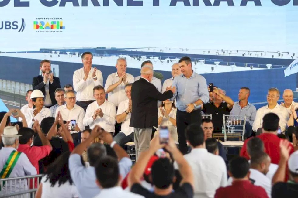 Lula intima Riedel a comprar terras com a União para dar aos Guarani-Kaiowá