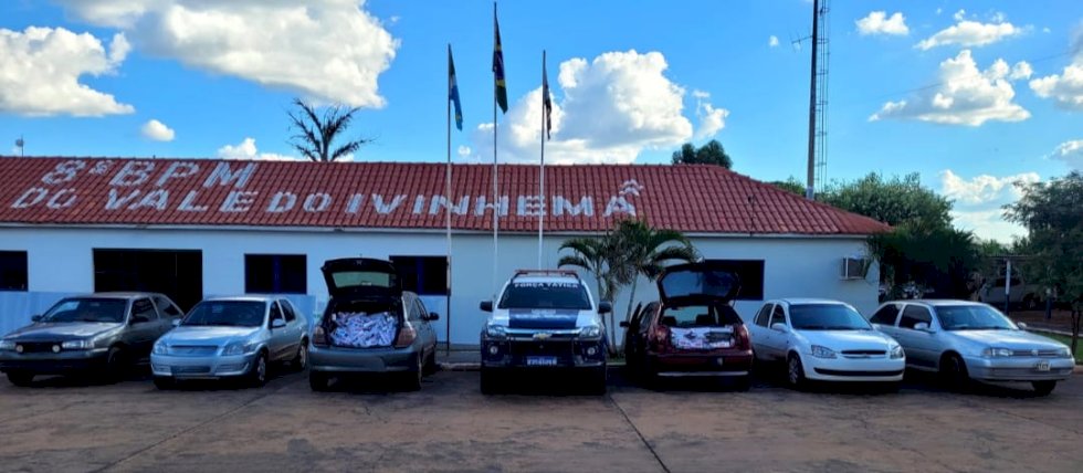 Polícia Militar apreendeu seis veículos carregados com cigarros contrabandeados do Paraguai em Nova Andradina.