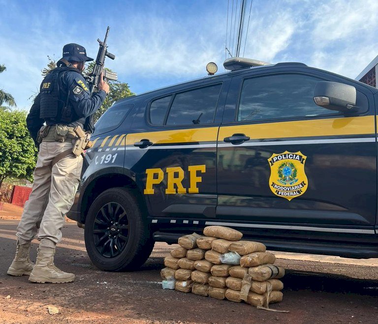 PRF apreende 34 Kg de cocaína em Fátima do Sul