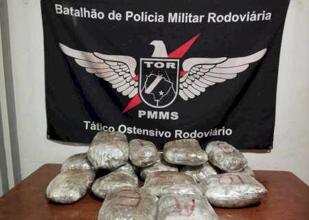 Polícia Militar Rodoviária prende homem que transportava entorpecente em táxi