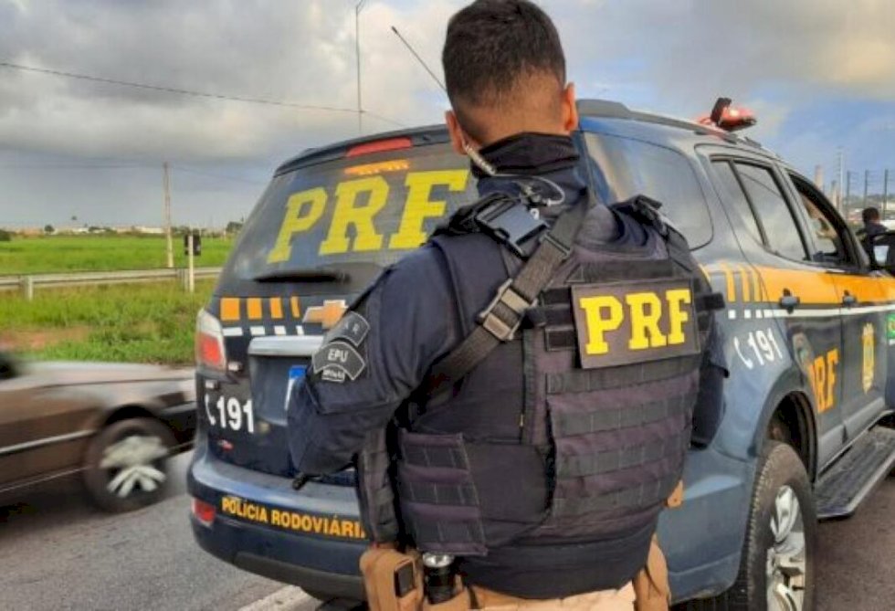 Ivinhema - PRF apreende 29,1 kg de maconha