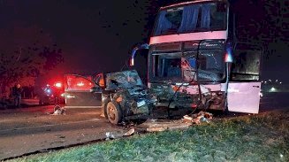 Acidente entre ônibus e carro mata um homem de 38 anos no Anel Viário em Dourados
