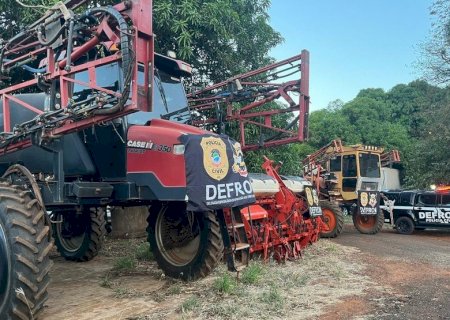 DEFRON recupera maquinários agrícolas produtos de estelionato em Ivinhema, Sete Quedas e Dourados