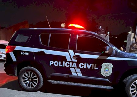 Polícia Civil prende homem que tenta roubar policiais à paisana