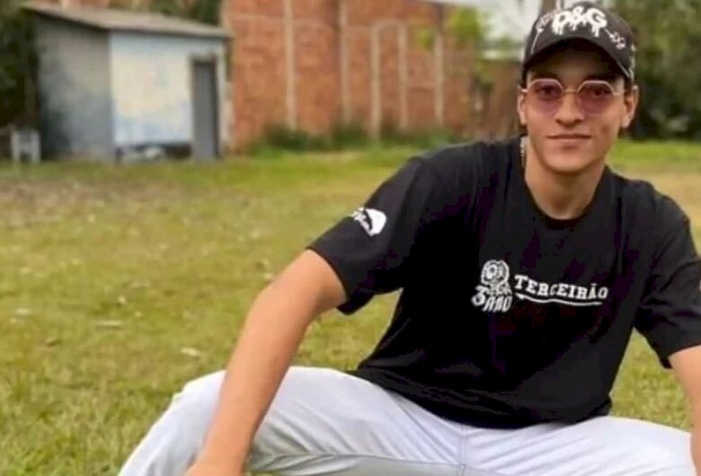 Jovem é morto pelo próprio irmão após supostamente agredir a mãe