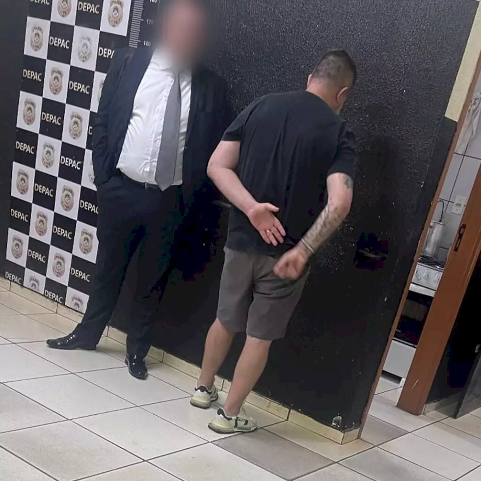 Empresário de apostas é preso em carro blindado