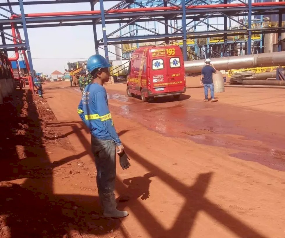 Trabalhador morre ao cair de altura de 20 metros em construção de fábrica