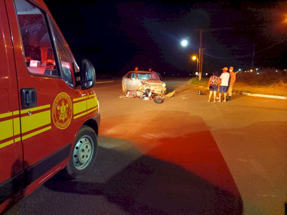 Ivinhema - Motociclista sofre ferimentos graves após acidente entre carro e moto na MS 141