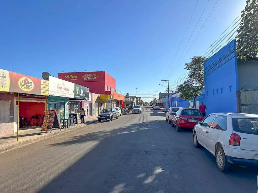 Mulher com bebê é baleada em briga de trânsito