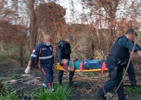 Homem furta moto e é baleado ao tentar ‘investir’ contra PM em Dourados