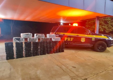 PRF apreende 536 Kg de maconha em Água Clara