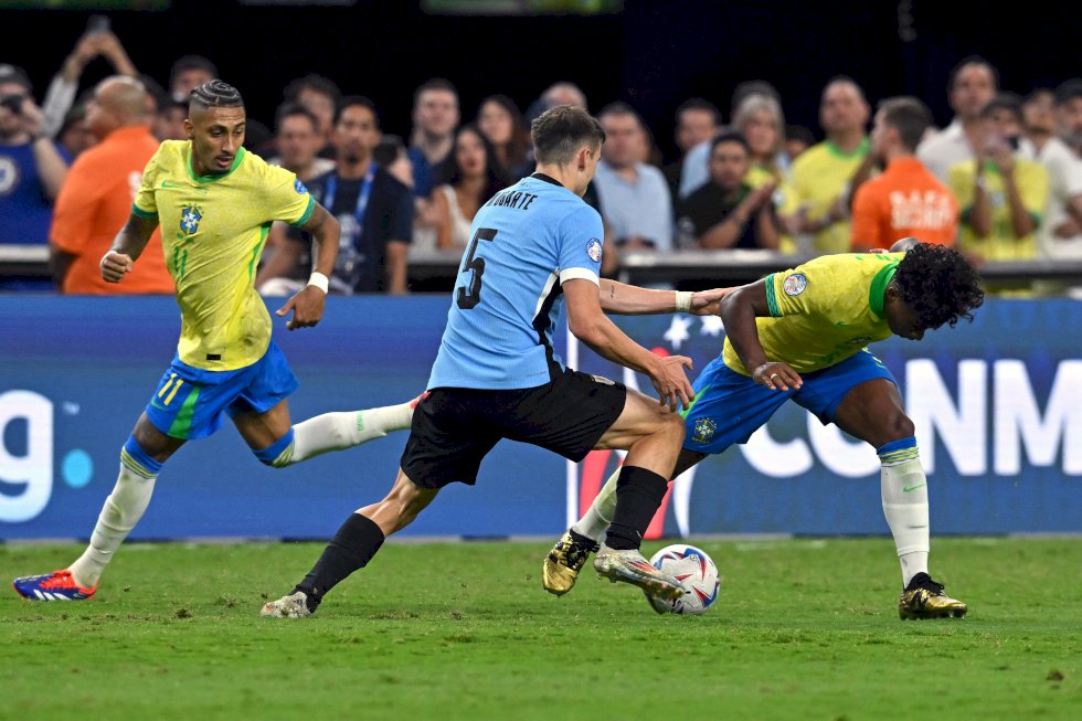 Brasil perde para Uruguai nos pênaltis e se despede da Copa América