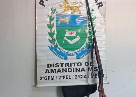 Ivinhema - Polícia Militar prende homem por porte ilegal de arma de fogo em Amandina