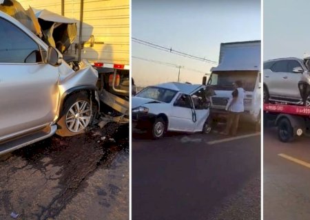 Fumaça de queimada provoca engavetamento de veículos entre Anaurilândia de Batayporã