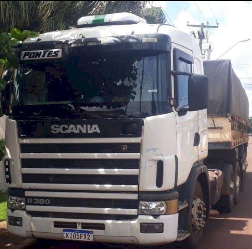 Ivinhema - PRF recupera carreta tomada em assalto em SP