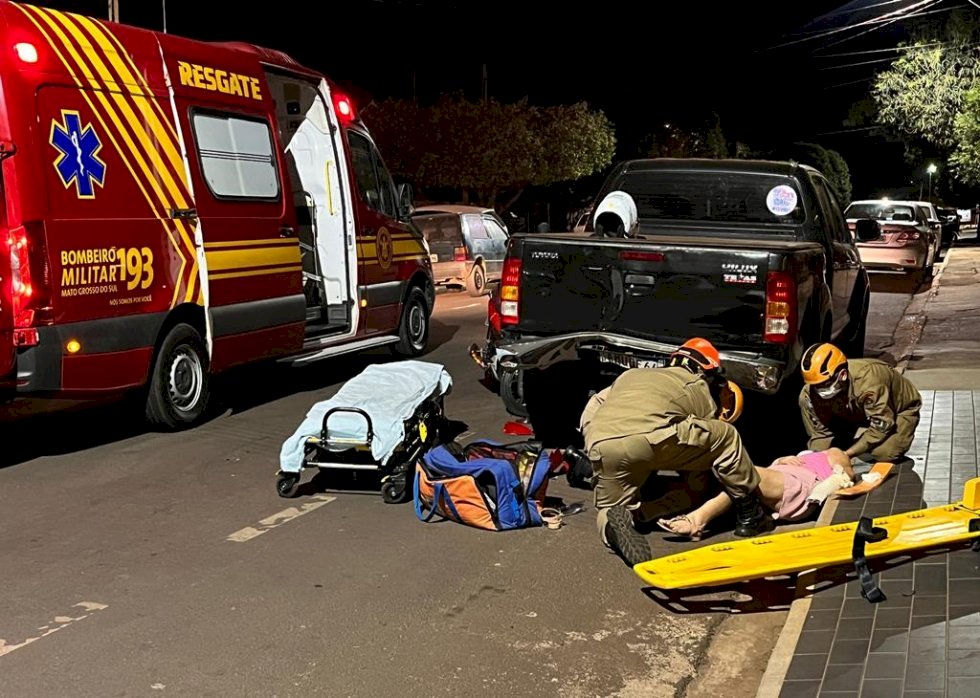 Ivinhema - Mulher bate na traseira de veículo estacionado e tem ferimentos graves