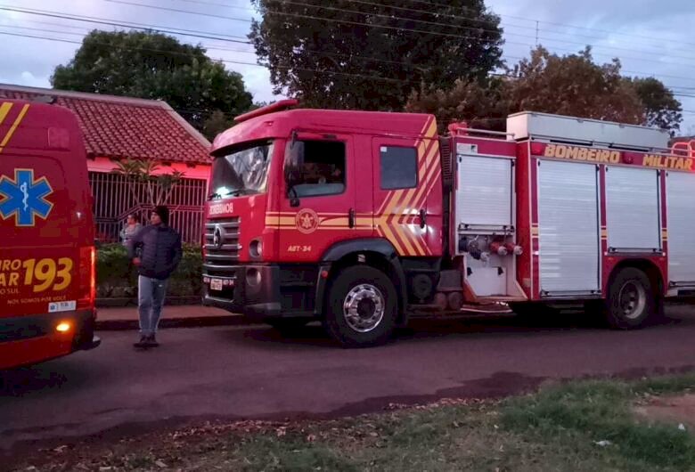 Homem morre durante incêndio em residência
