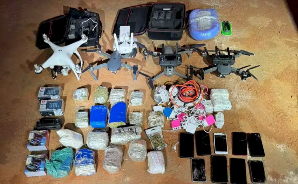 Cinco são presos com 4 drones que levavam drogas e celulares para a Máxima
