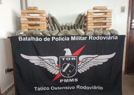 PMR prende homem que transportava droga em táxi