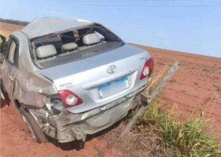 Menina de 7 anos morre e avô é socorrido após carro capotar em rodovia