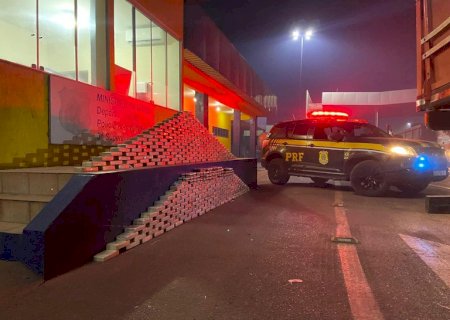 PRF apreende 413 Kg de cocaína