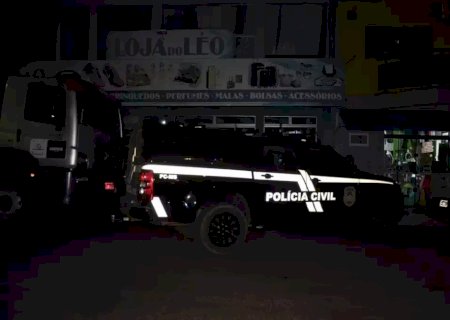 Mulher mata ex-marido asfixiado e ainda tenta simular suicídio