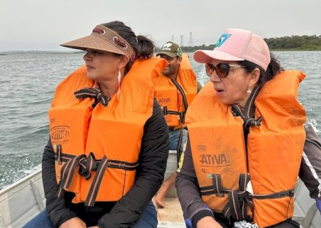 Gleice ouve reivindicações de colônia de pescadores
