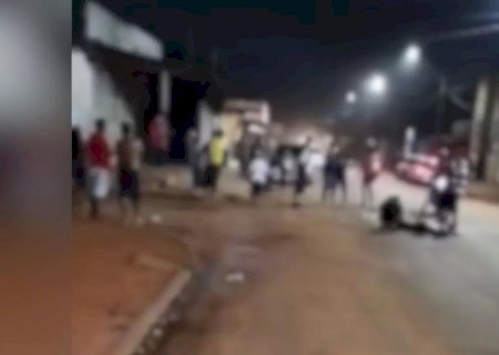 Homem é atropelado e morto com 11 facadas na saída de festa após assediar criança